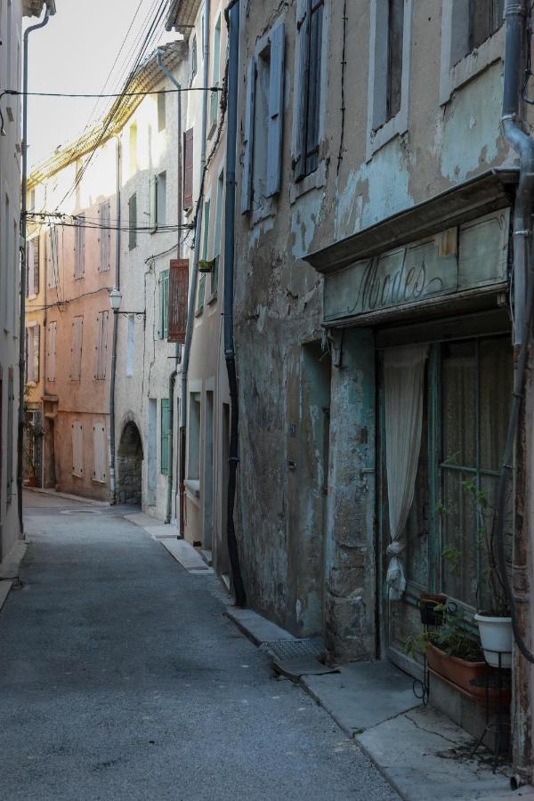 Le 37 Malaucene Bed and Breakfast Esterno foto