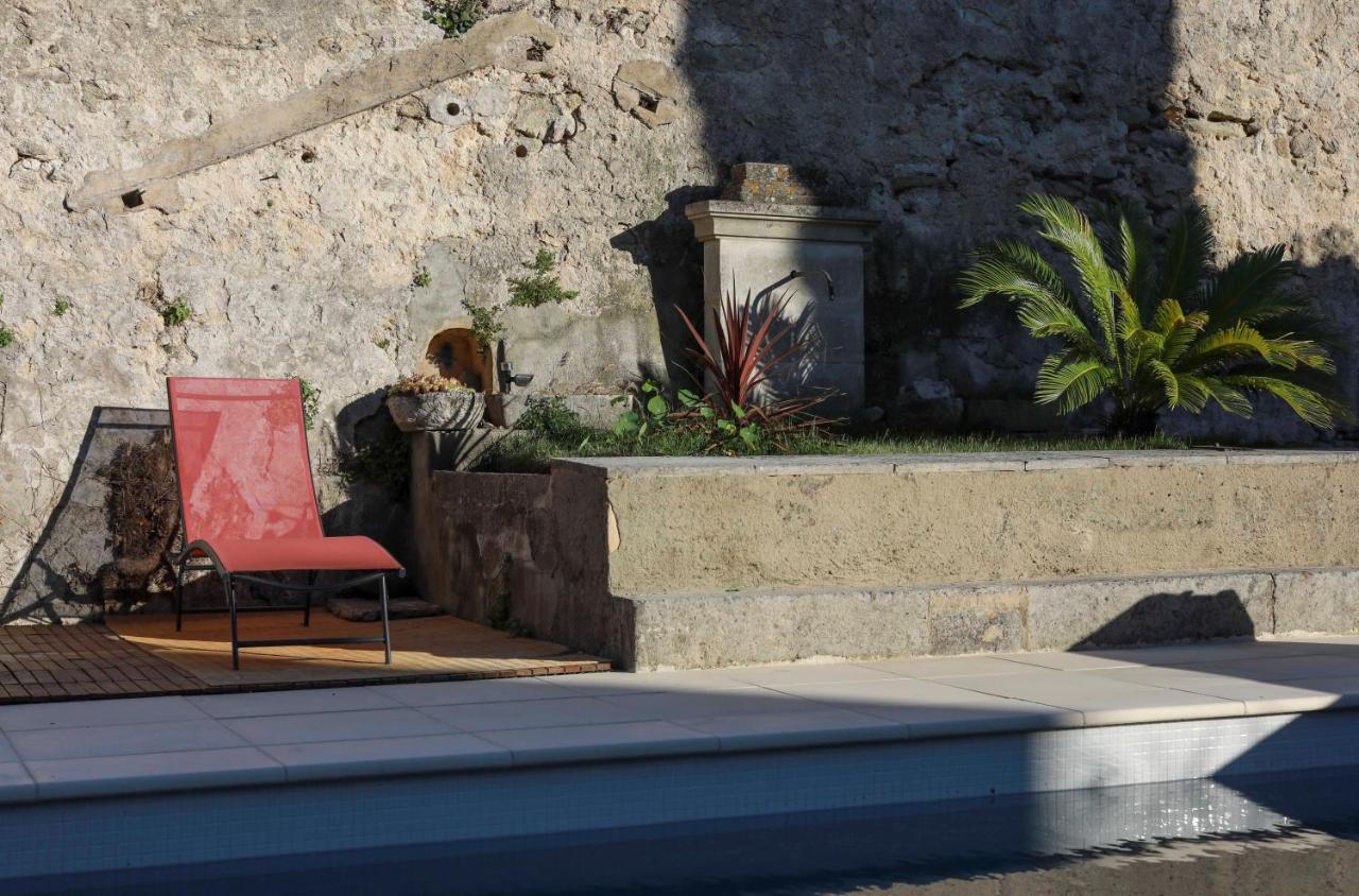 Le 37 Malaucene Bed and Breakfast Esterno foto